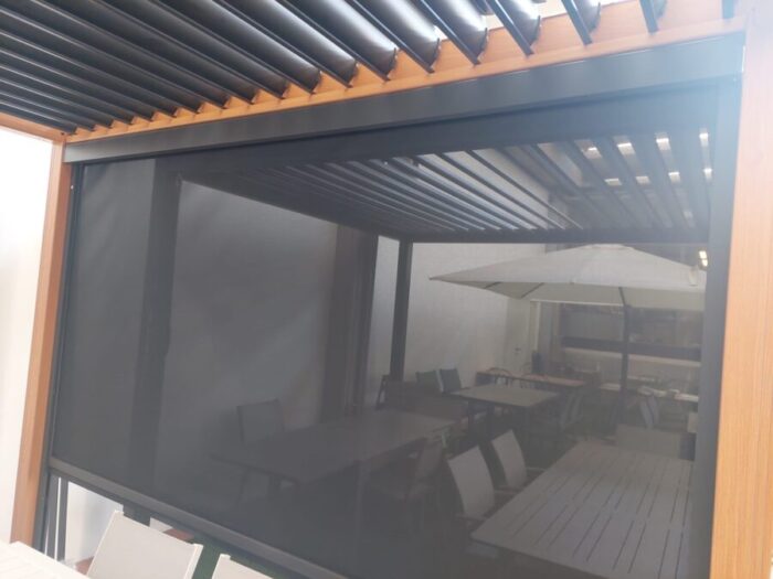 Moia Greenwood Tenda Oscurante Autoavvolgente per Pergola in Textilene 4 Mt Antracite – Bild 3