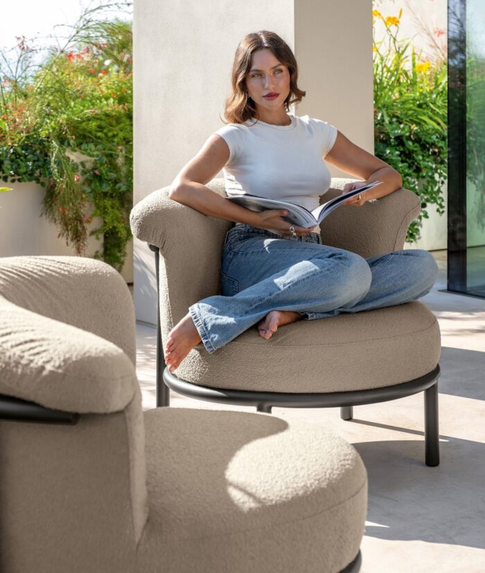 James Set 1 Sofa + 2 Poltrona Living + 1 Tavolo Caffè D58 + 1 Tavolo Caffè D88 – Bild 5